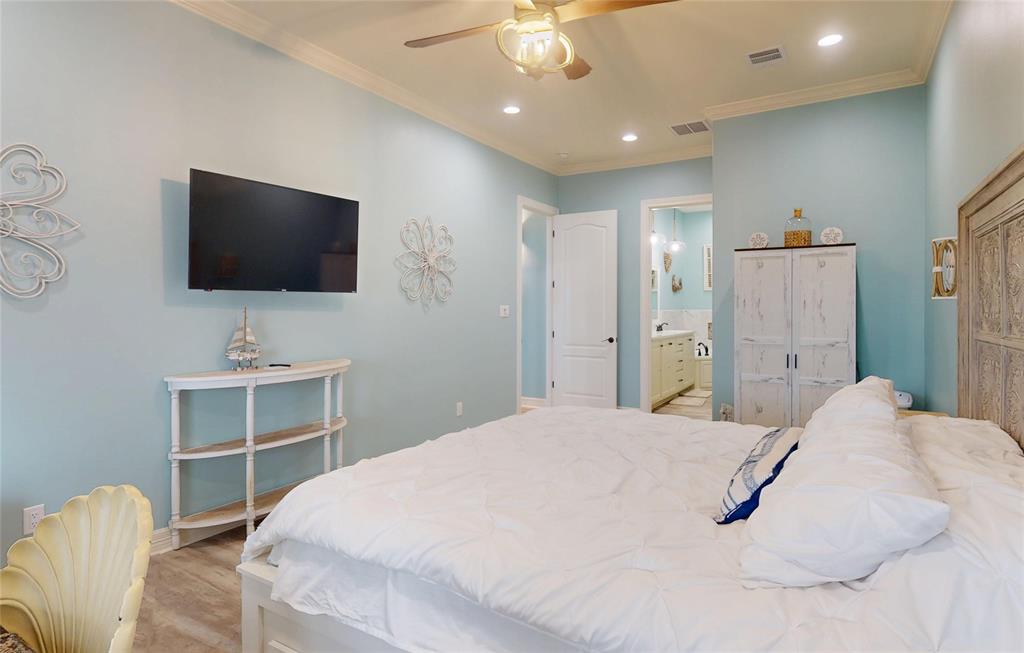 2627 Holiday Drive, Port Bolivar, Texas image 15