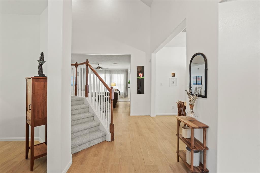 17706 Lakes Of Pine Forest Drive, Houston, Texas image 4