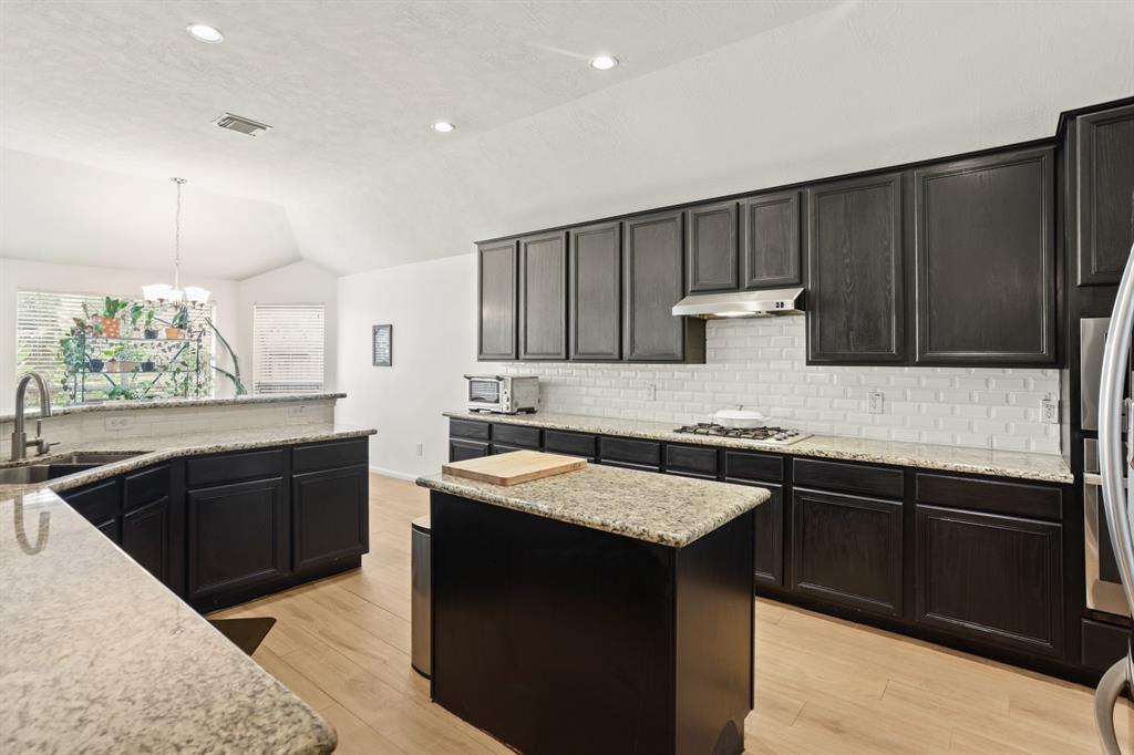 17706 Lakes Of Pine Forest Drive, Houston, Texas image 12