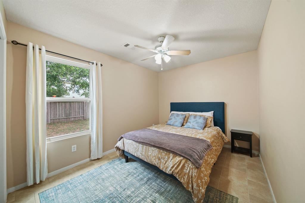 3906 Cyril Drive, Humble, Texas image 23