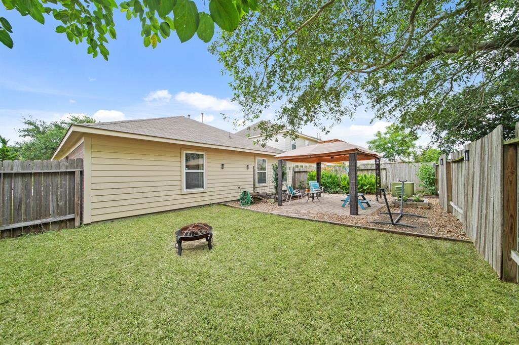 3906 Cyril Drive, Humble, Texas image 31