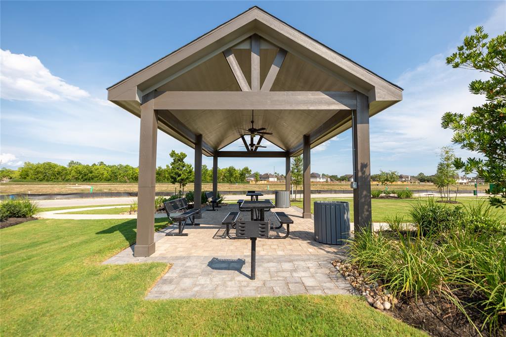5606 Briana Dee Drive, Rosharon, Texas image 36
