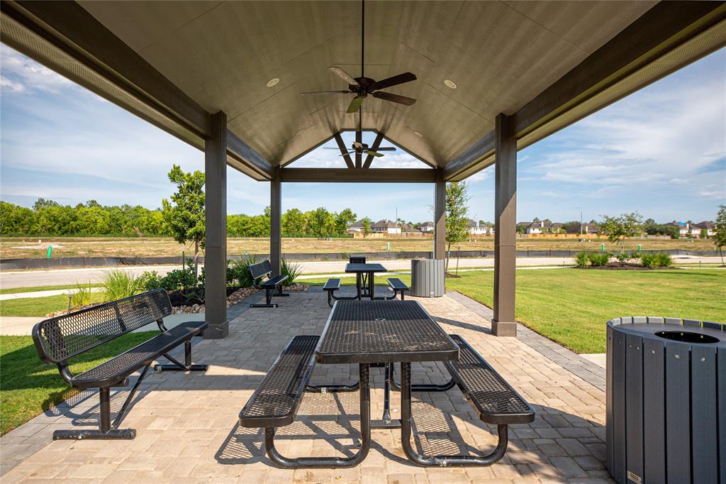 5606 Briana Dee Drive, Rosharon, Texas image 37