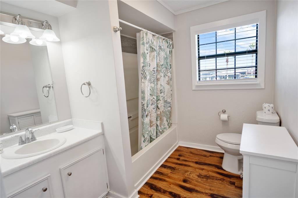 1106 Helen Dowdy, Crystal Beach, Texas image 27