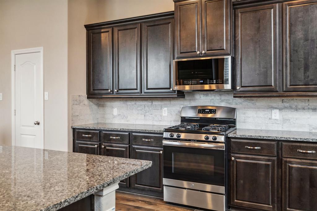 237 Catoti Cay Court, Conroe, Texas image 16