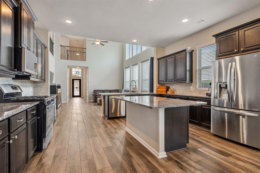 237 Catoti Cay Court, Conroe, Texas image 12