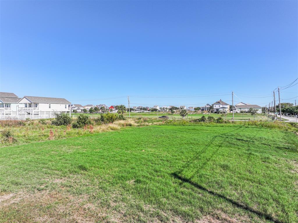 10326 Schaper Road, Galveston, Texas image 9