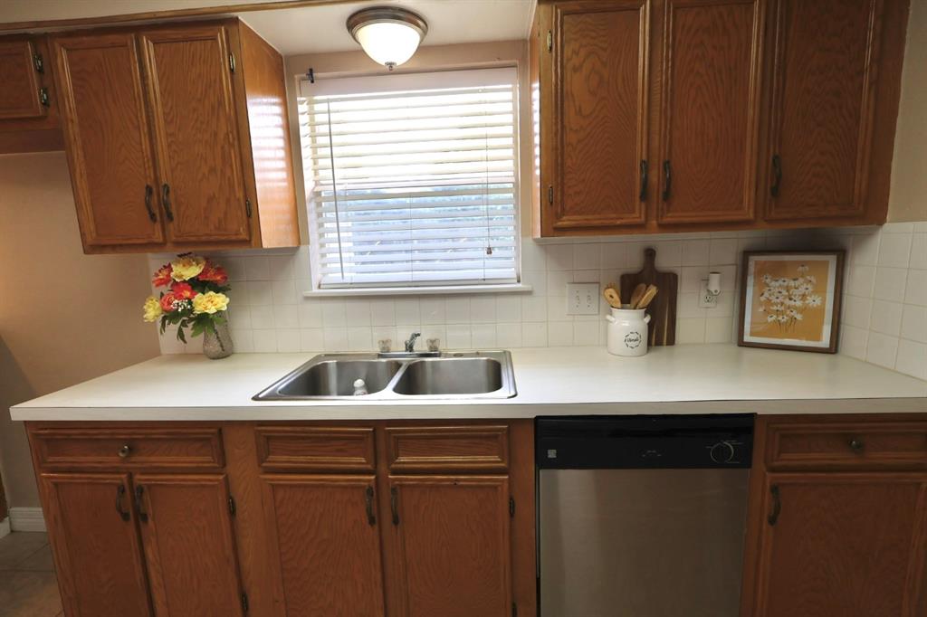 1217 E Brown Lane, Deer Park, Texas image 9