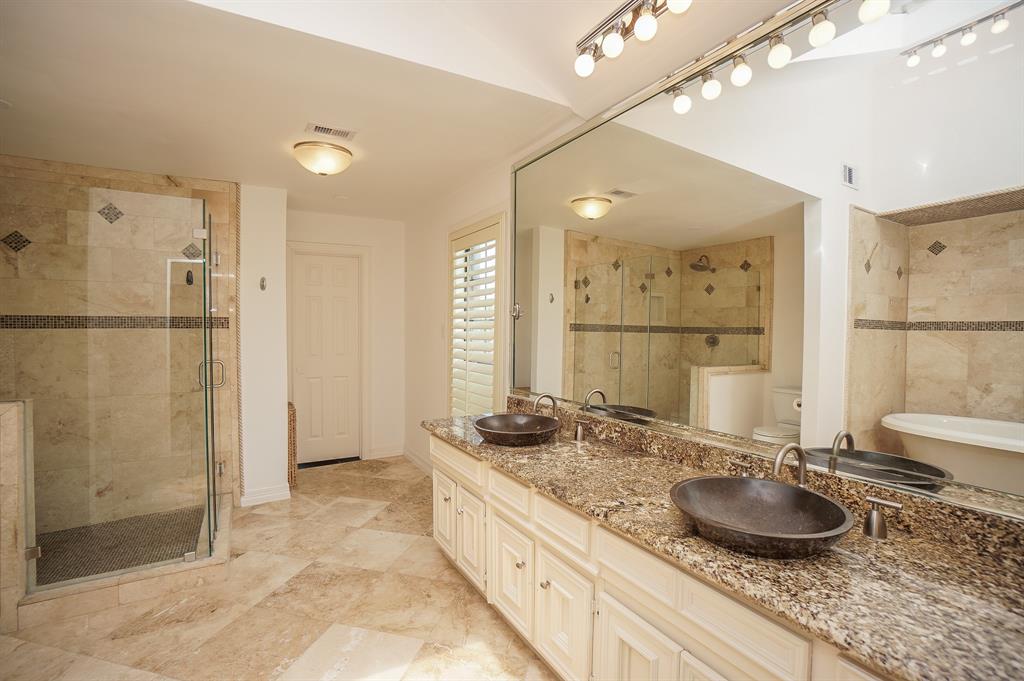 1902 Potomac Drive #A, Houston, Texas image 9