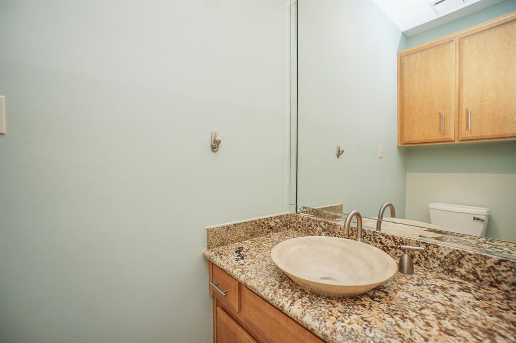 1902 Potomac Drive #A, Houston, Texas image 28