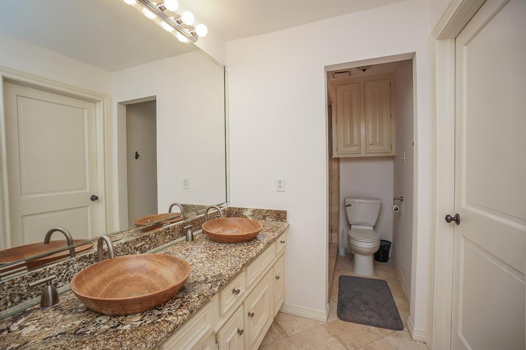 1902 Potomac Drive #A, Houston, Texas image 27