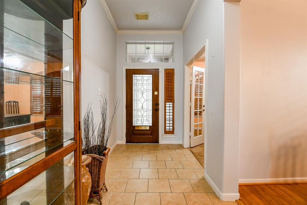 Photo of 20743 Oakhurst Park Drive, Porter, TX 77365 (MLS # 28955429)