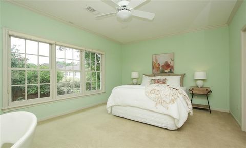 Single Family Residence in Bellaire TX 5315 Pine Street 36.jpg