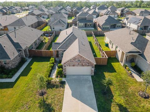 A home in Rosharon