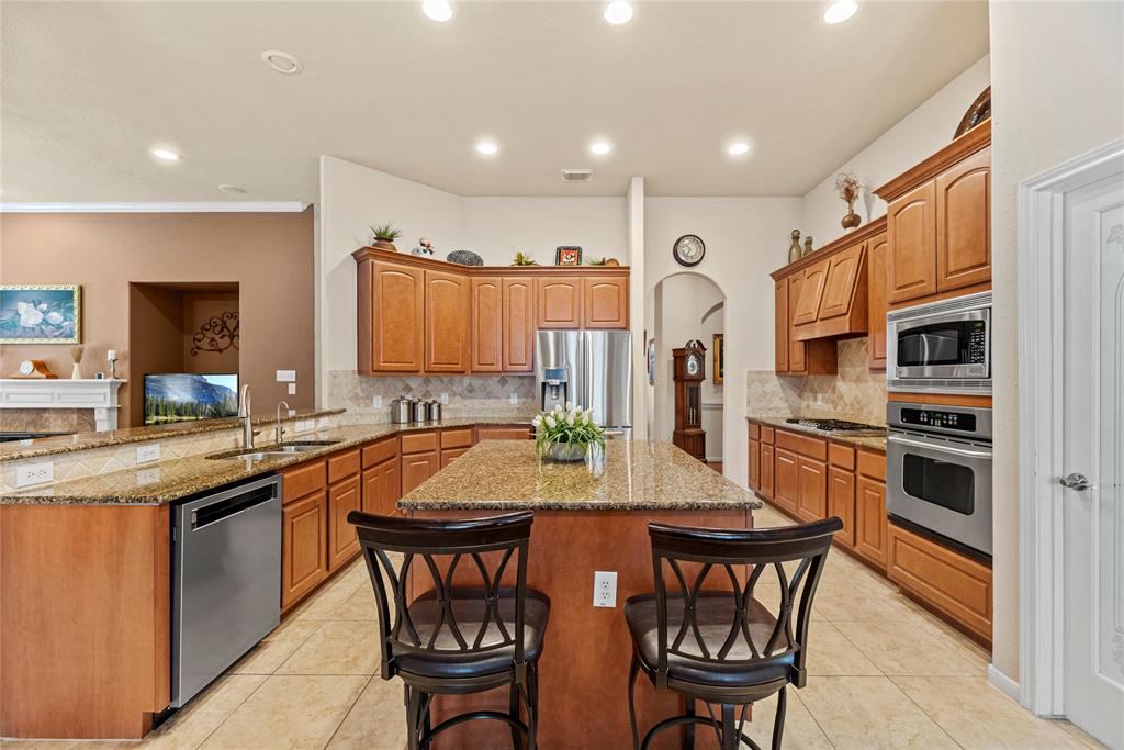 4618 Huntwood Hills Lane, Katy, Texas image 7