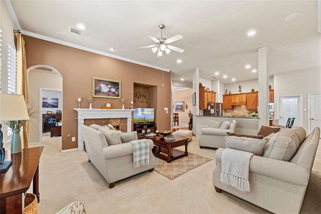 4618 Huntwood Hills Lane, Katy, Texas image 17