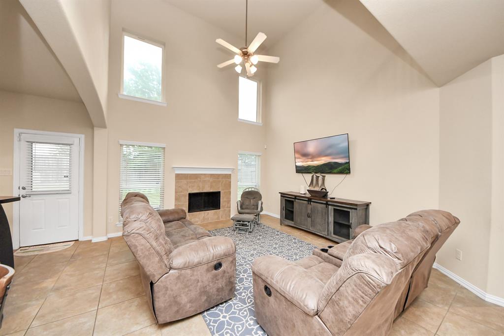 119 Brazos Drive, Baytown, Texas image 25