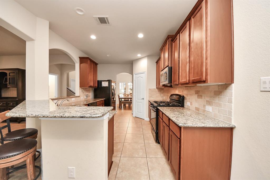 119 Brazos Drive, Baytown, Texas image 19