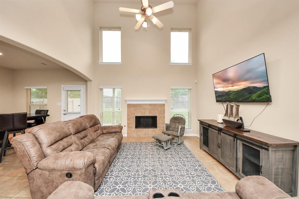 119 Brazos Drive, Baytown, Texas image 28