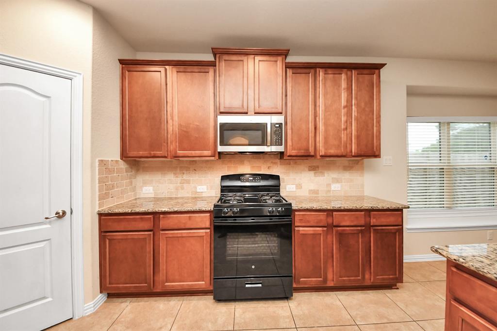 119 Brazos Drive, Baytown, Texas image 17