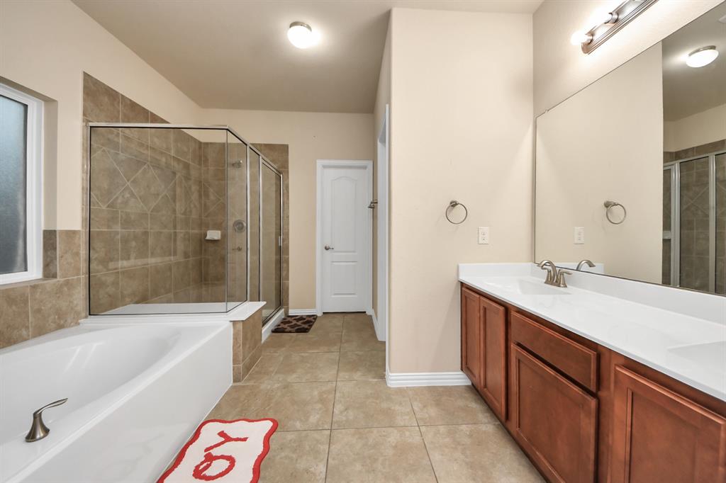 119 Brazos Drive, Baytown, Texas image 32