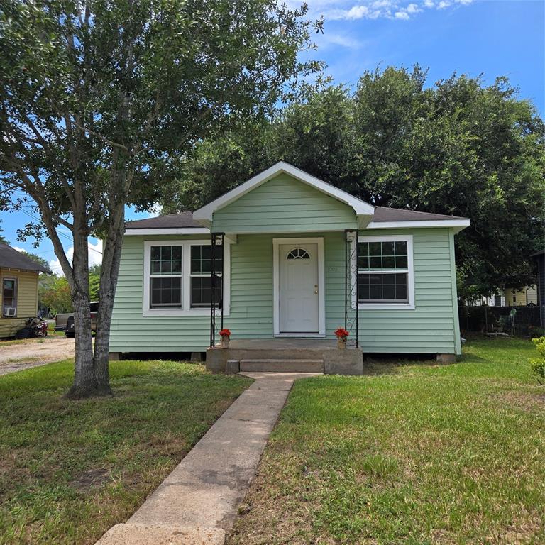 1003 Merchant Street
