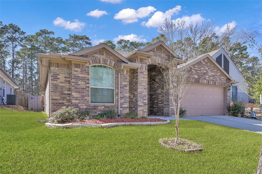 115 Clear Water Street, Montgomery, Texas image 2