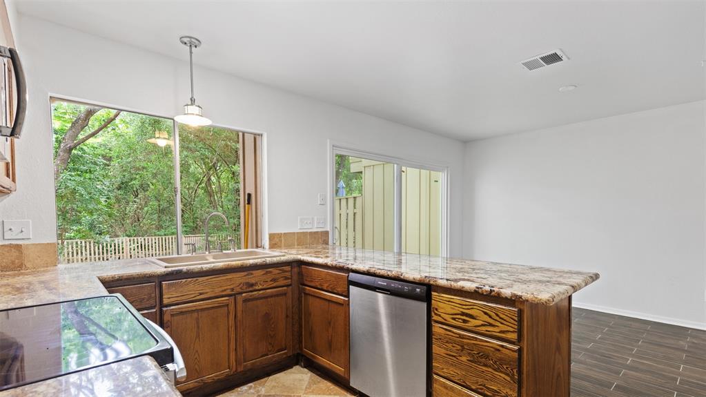 2139 E Settlers Way, The Woodlands, Texas image 15
