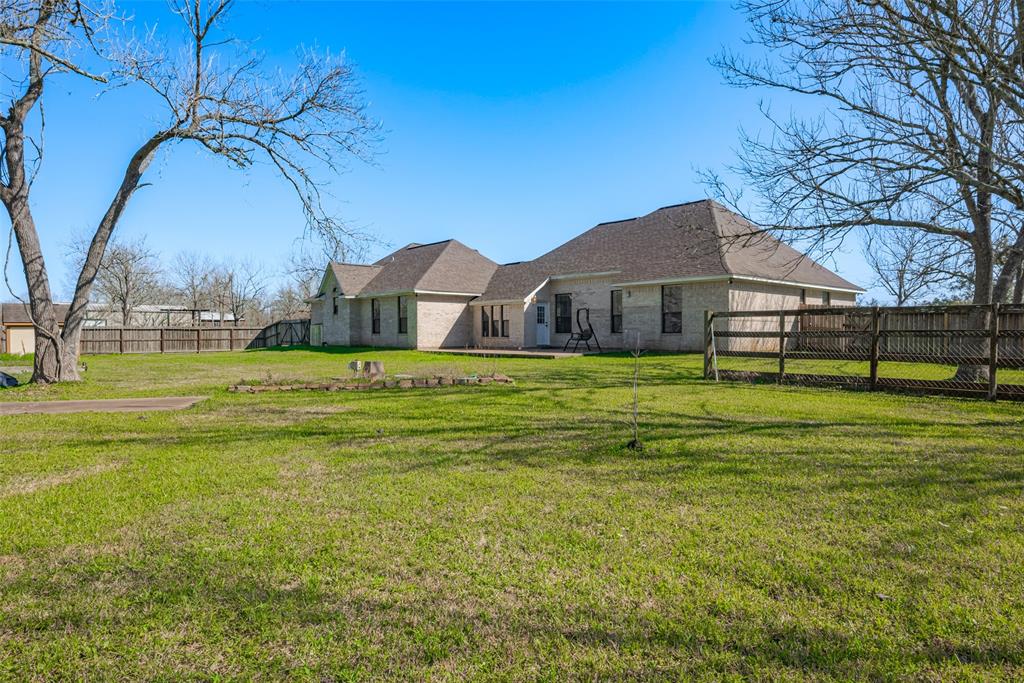 1422 County Road 201a, Angleton, Texas image 35