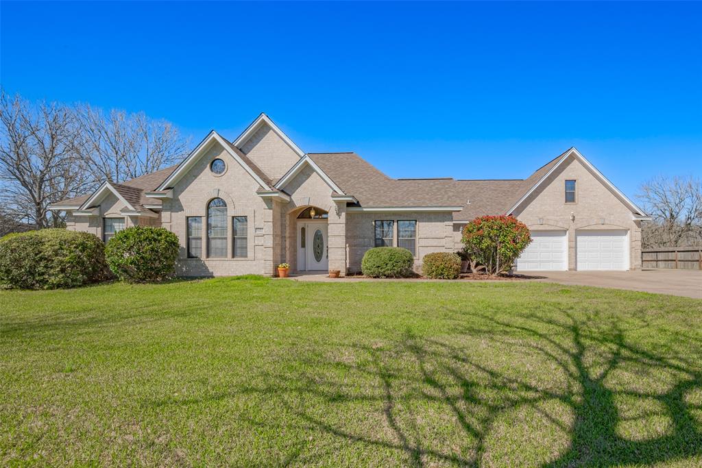 1422 County Road 201a, Angleton, Texas image 1