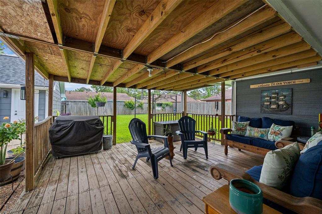 918 Hollow Tree Street, La Porte, Texas image 29