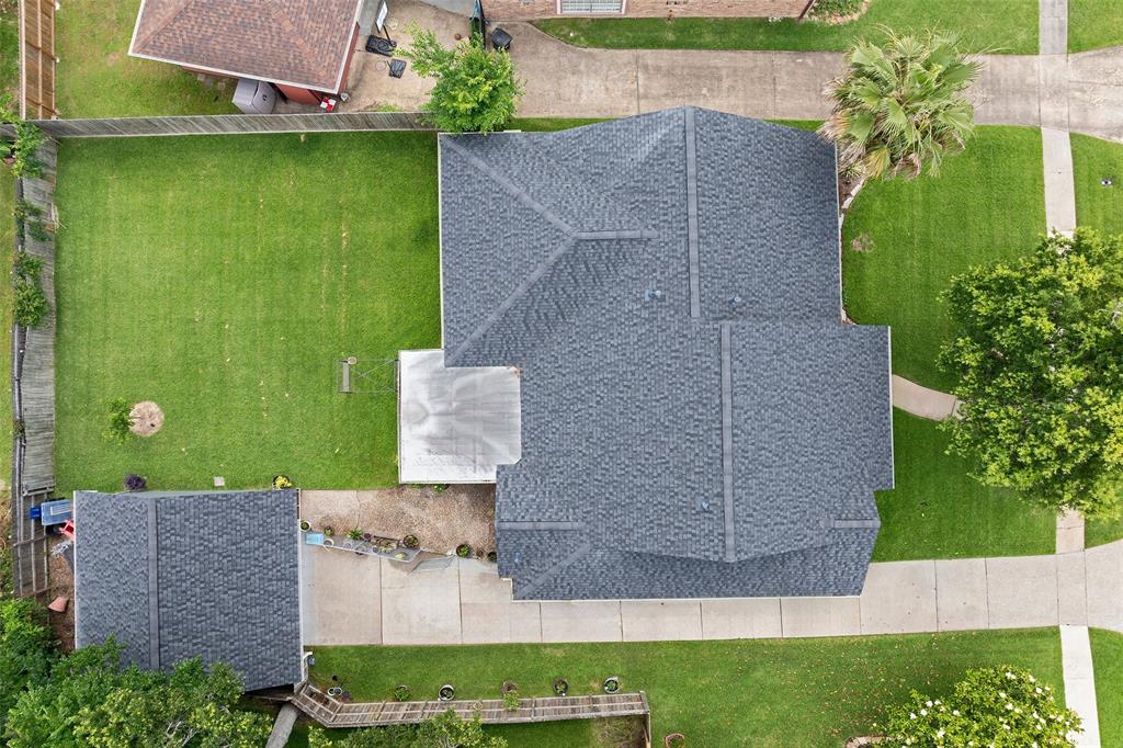 918 Hollow Tree Street, La Porte, Texas image 30