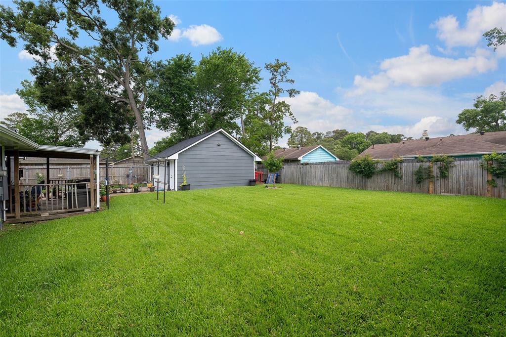 918 Hollow Tree Street, La Porte, Texas image 31