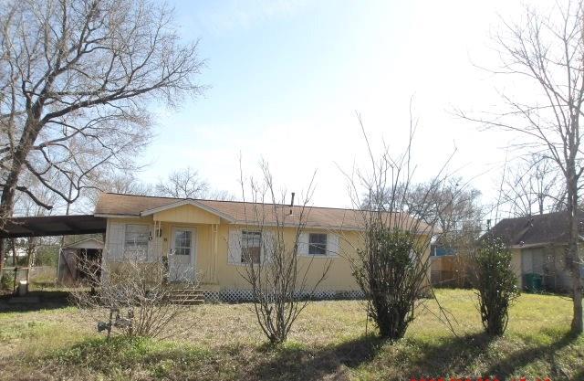 10 E Watson Street, Willis, Texas image 4