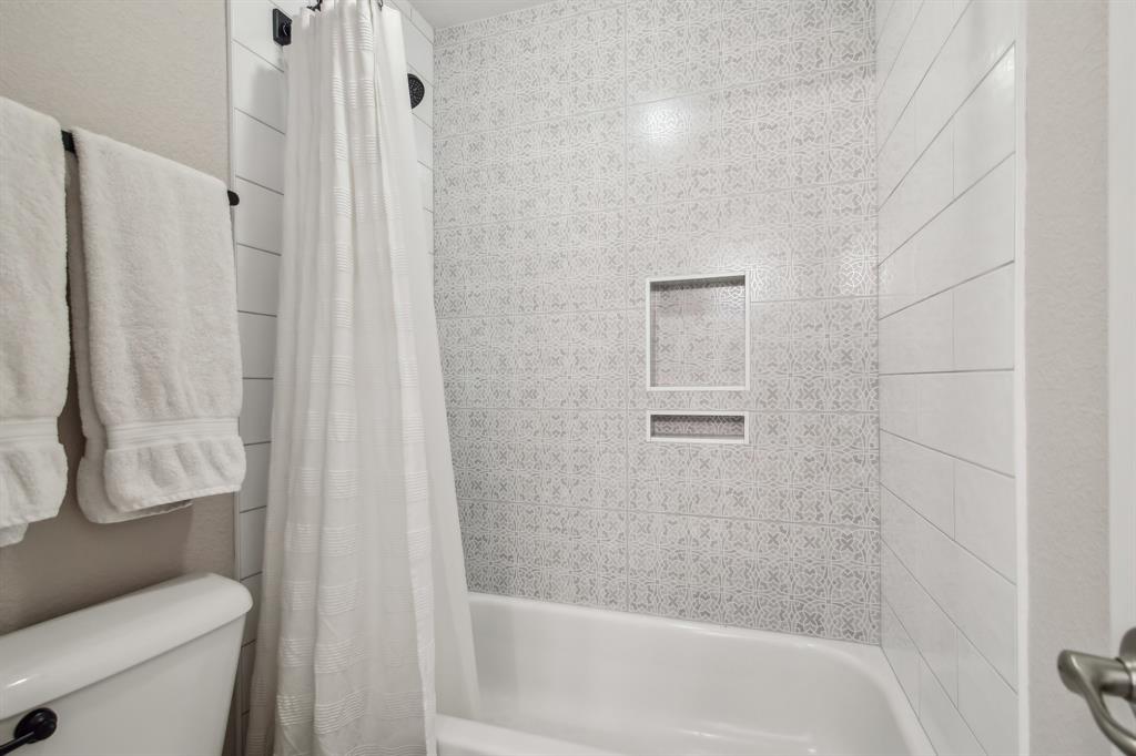 7414 Auburn Oak Trail, Humble, Texas image 36