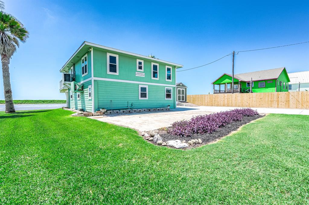549 Private Road 675, Sargent, Texas image 3