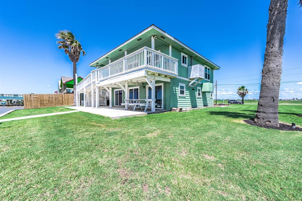 549 Private Road 675, Sargent, Texas image 13