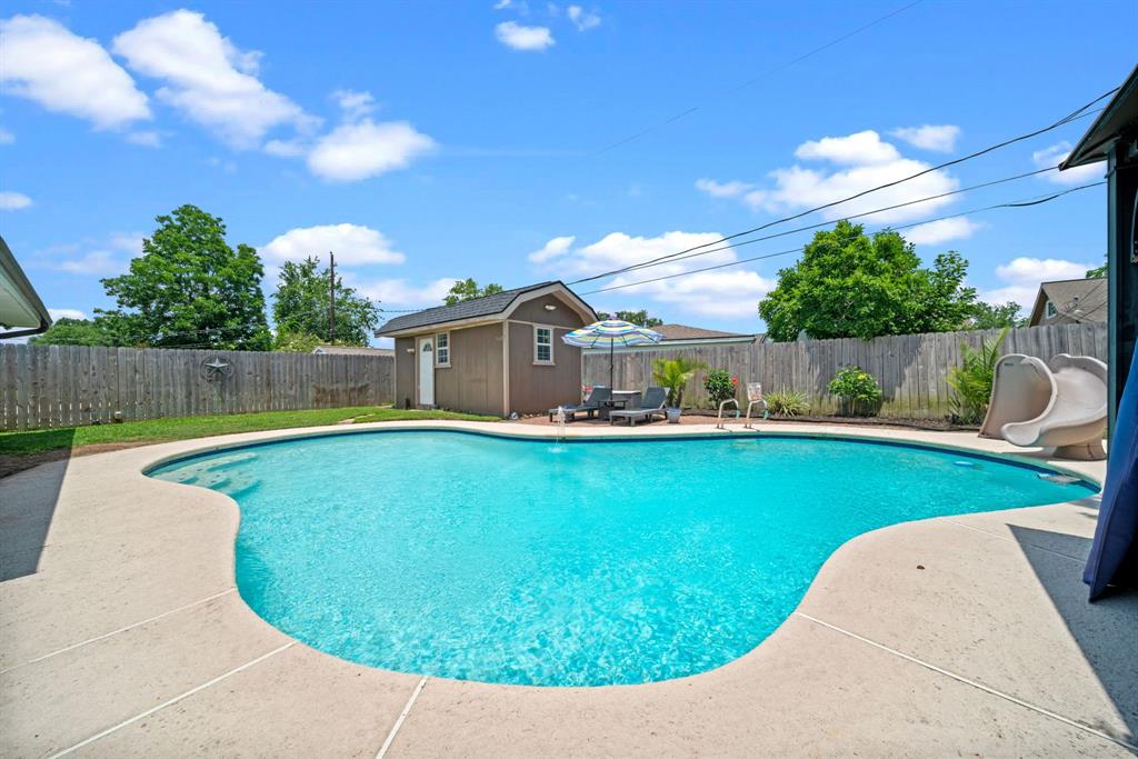 746 E Lambuth Lane