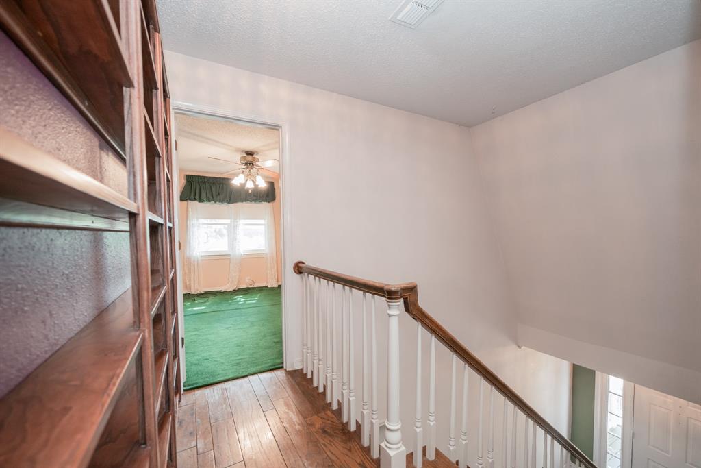 509 Ridgecrest Dr, White Oak, Texas image 27