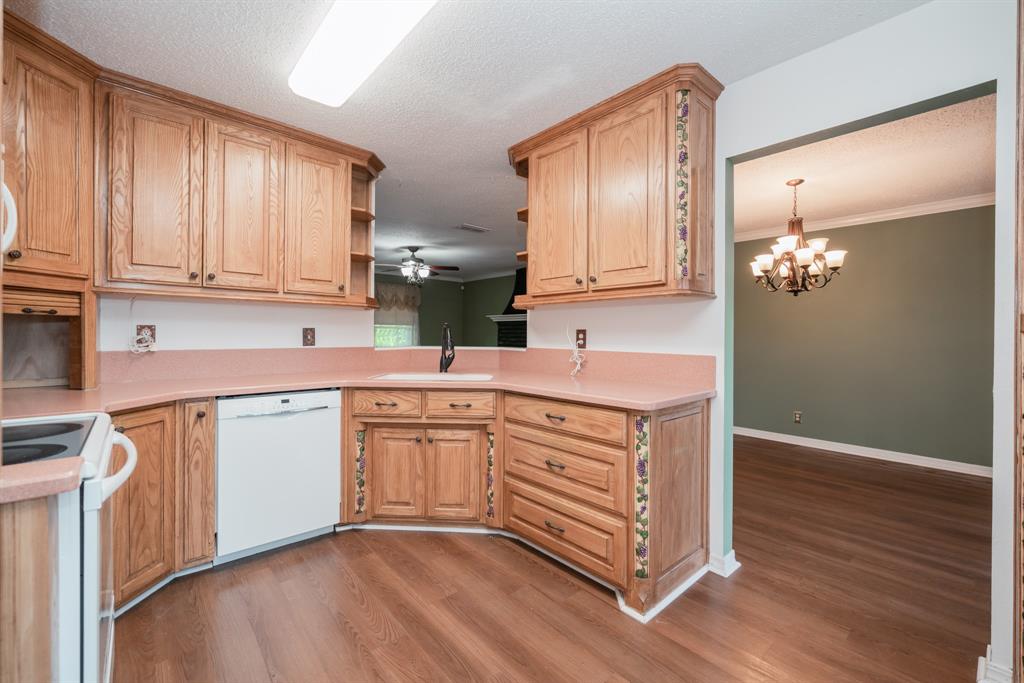 509 Ridgecrest Dr, White Oak, Texas image 21