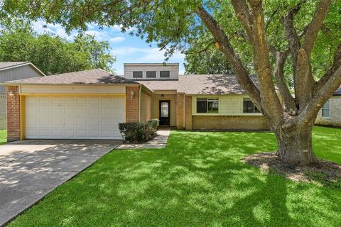 Single Family Residence in Spring TX 4010 Monteith Drive.jpg