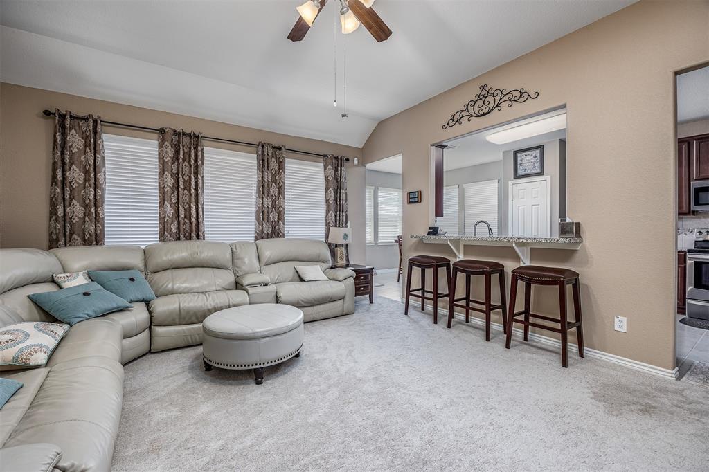 8406 Quiet Bay Drive, Baytown, Texas image 15
