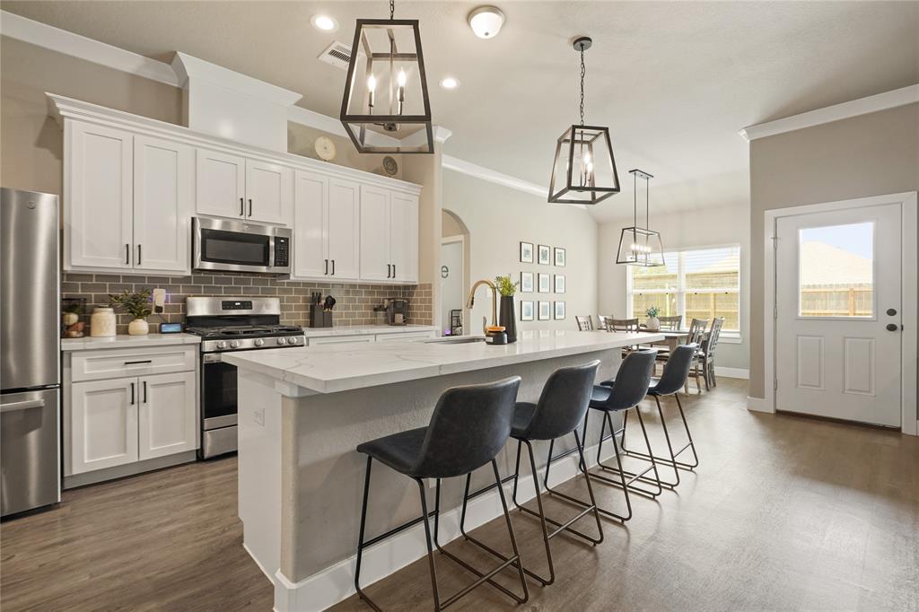 411 Flagstone Court, Dayton, Texas image 9