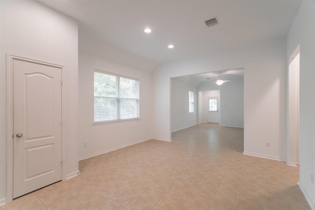 3 Canterborough Place