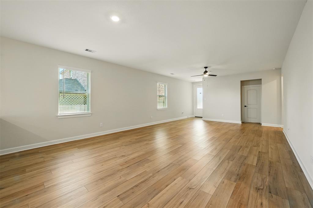 820 Dawn Redwood Court, Conroe, Texas image 12