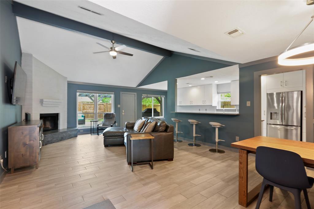 5839 Toddington Road, Humble, Texas image 1