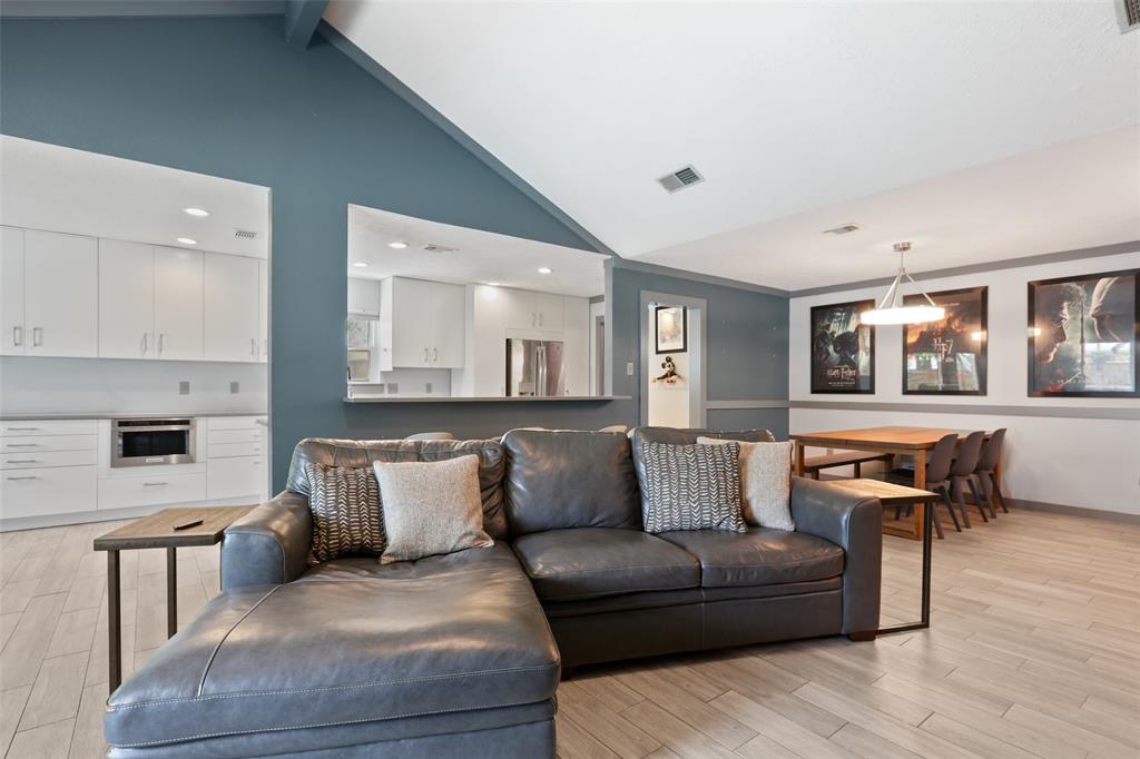 5839 Toddington Road, Humble, Texas image 6