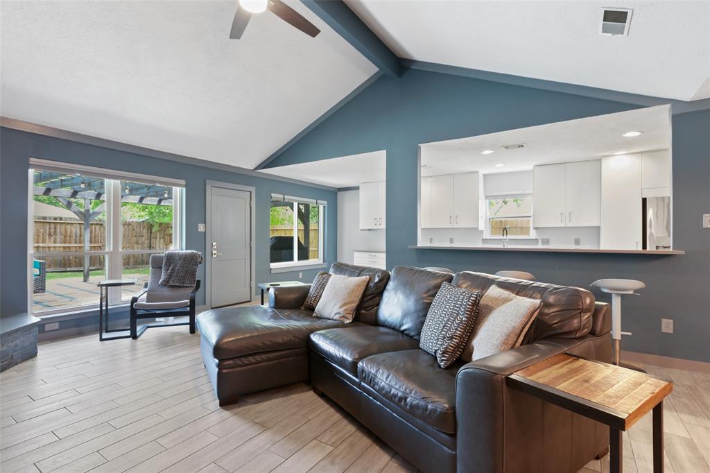 5839 Toddington Road, Humble, Texas image 5