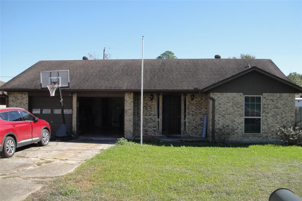 3339 Crestgrove Drive, Pasadena, Texas image 1