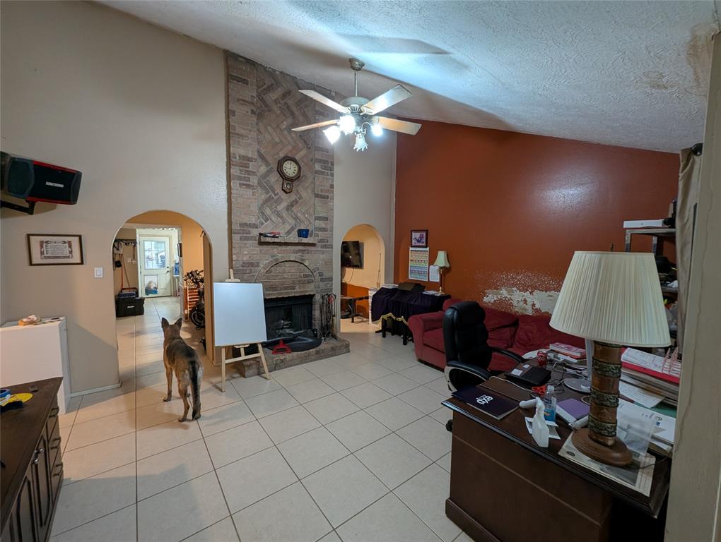 19514 Lazy Valley Drive, Katy, Texas image 2